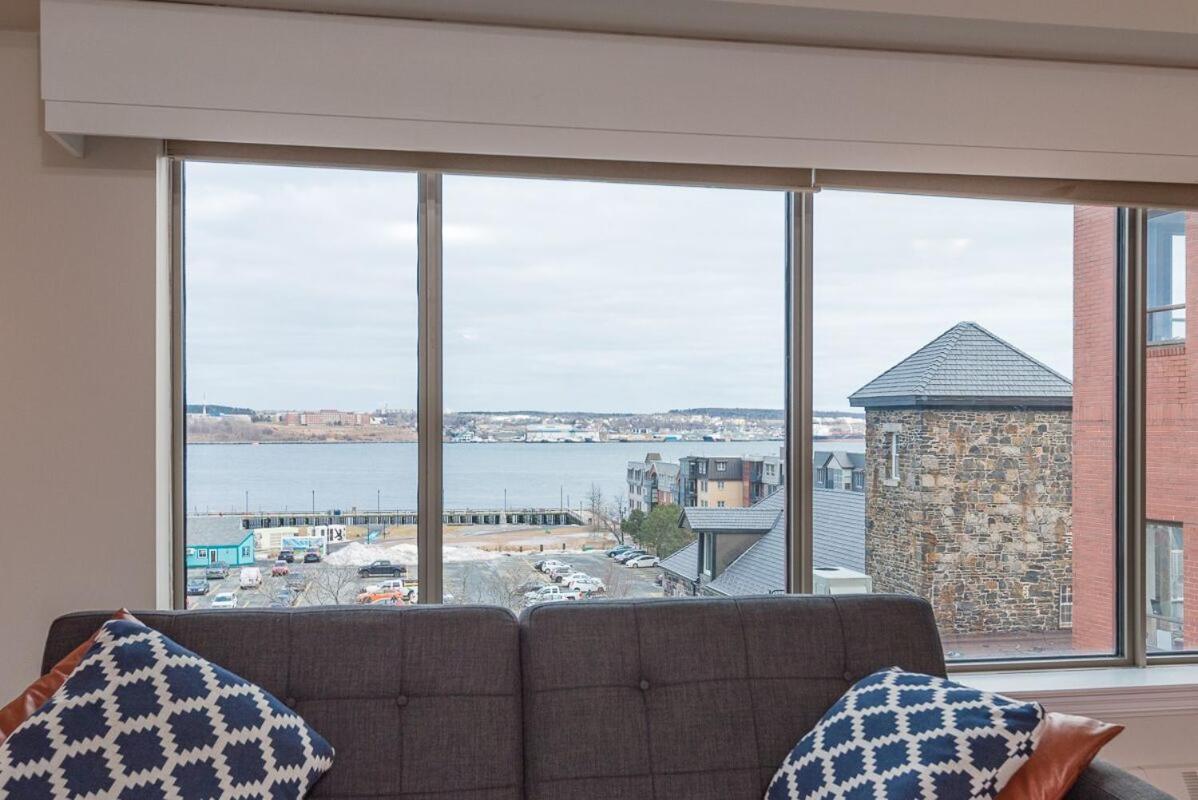 Downtown Halifax Harbourfront Luxury Suite エクステリア 写真